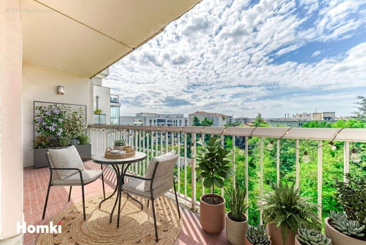 Appartement à LYON-8E