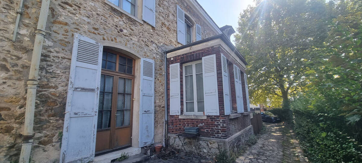 Appartement à ATHIS-MONS