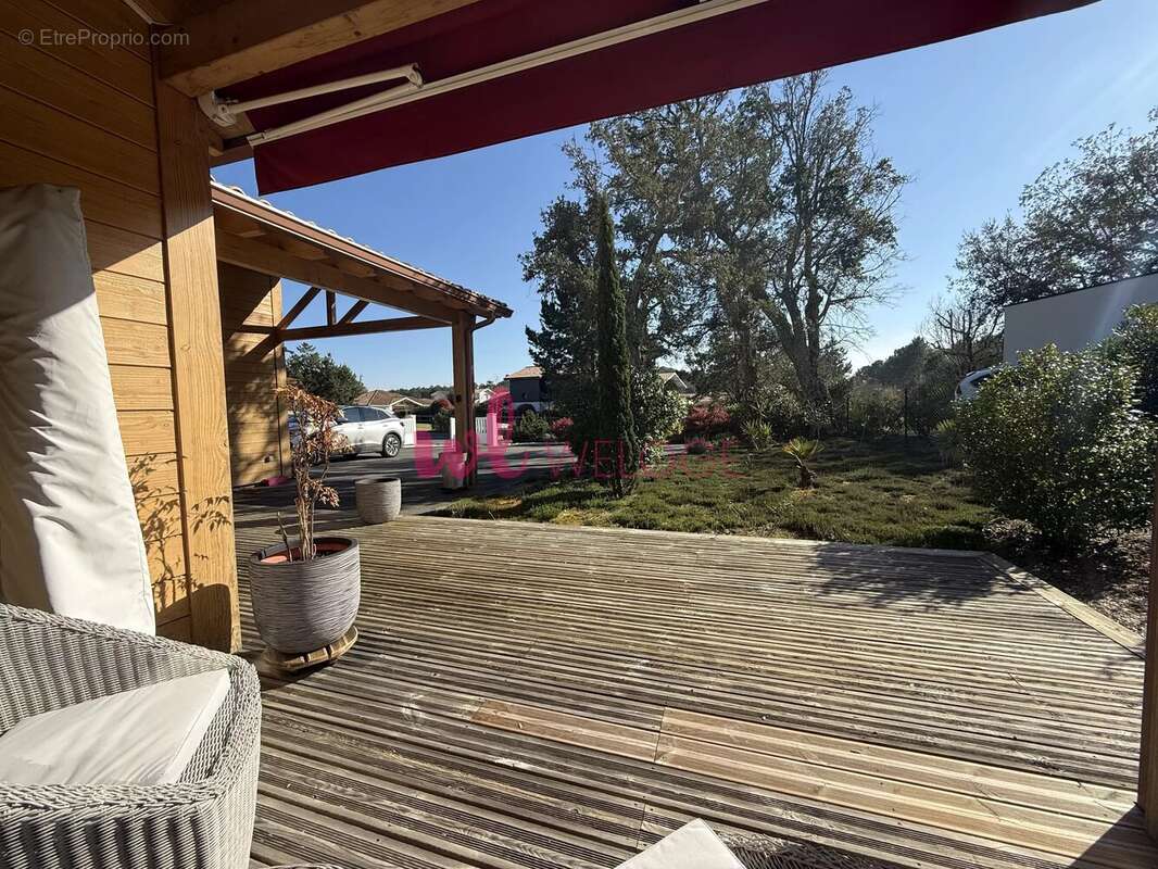 Maison à MOLIETS-ET-MAA