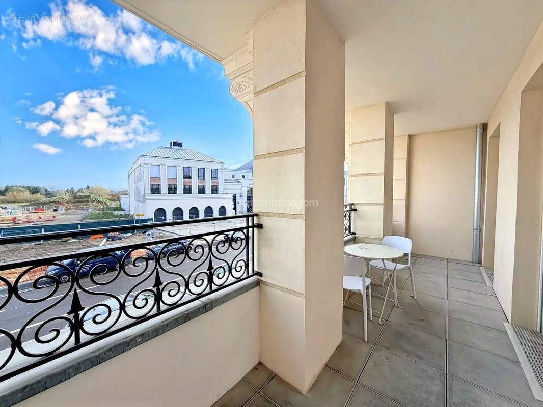 Appartement à SERRIS