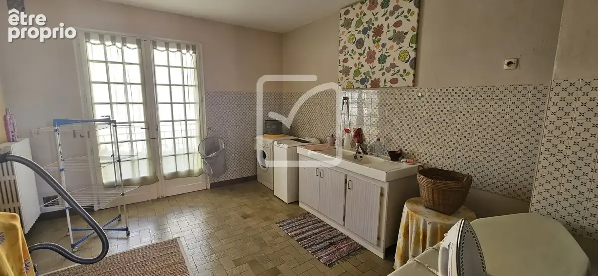Ensemble immobilier  de 244 m2  avec 3 appartements - photo 10