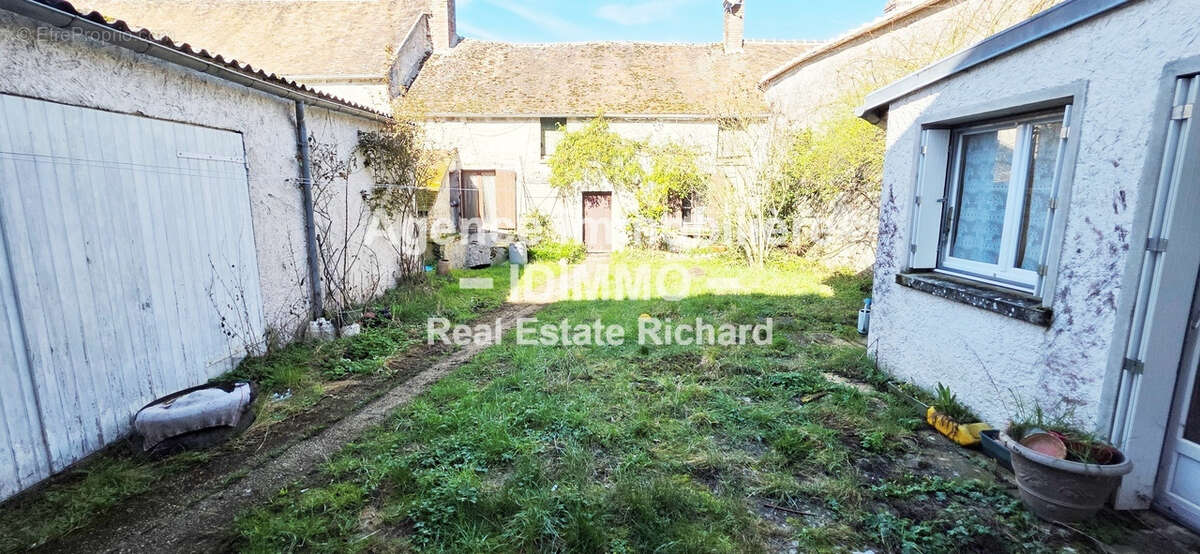 Maison à CHATEAU-LANDON