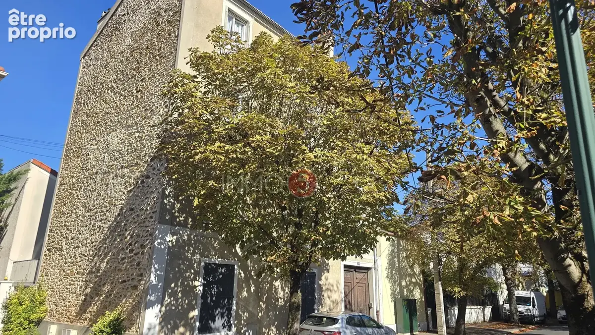 Appartement à LE RAINCY