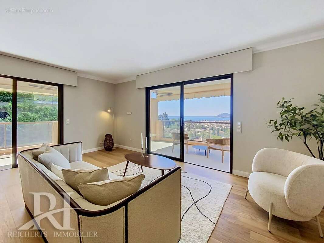 Appartement à LE CANNET