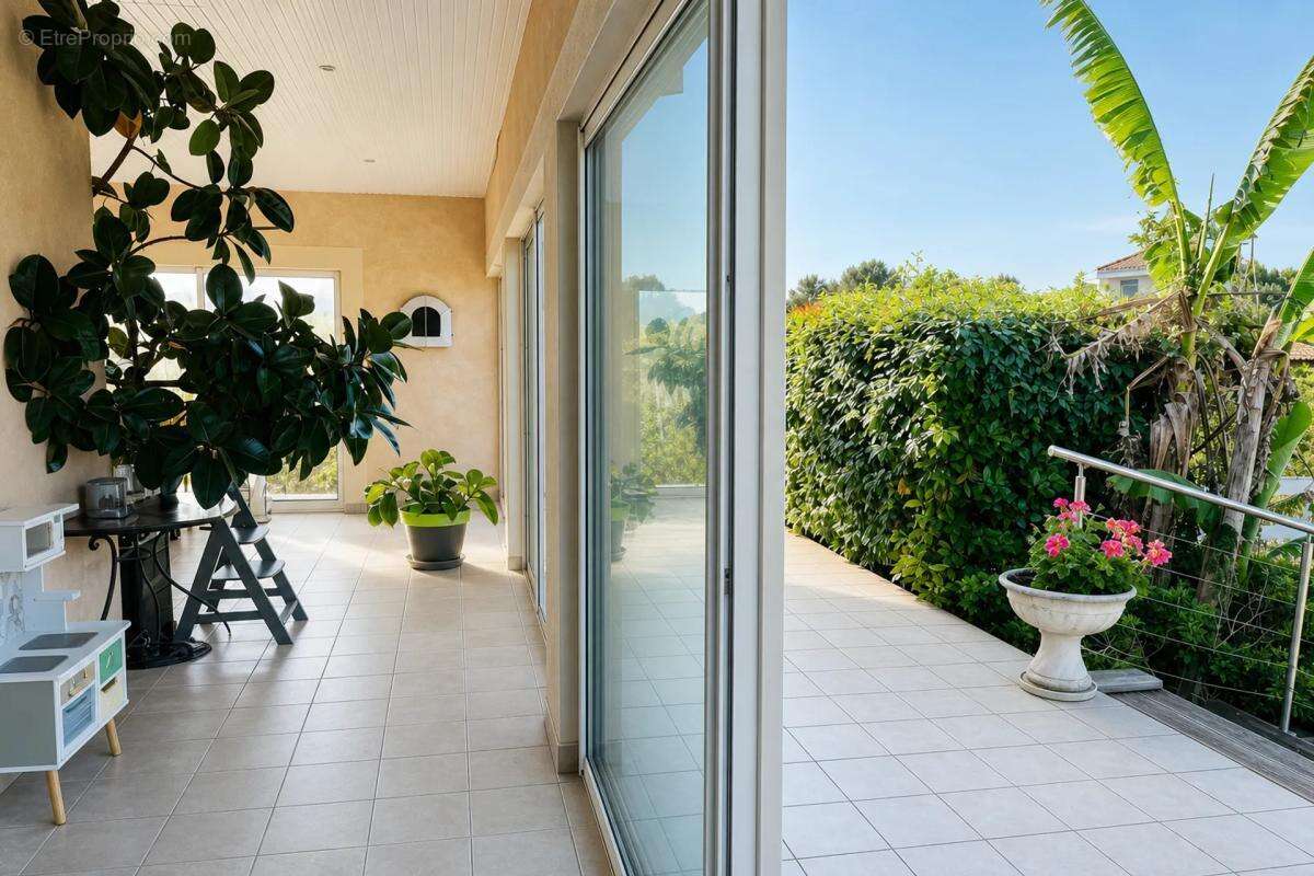 Maison en vente à Talais - Idéal pour les familles cherchant la tranquillité - photo 6