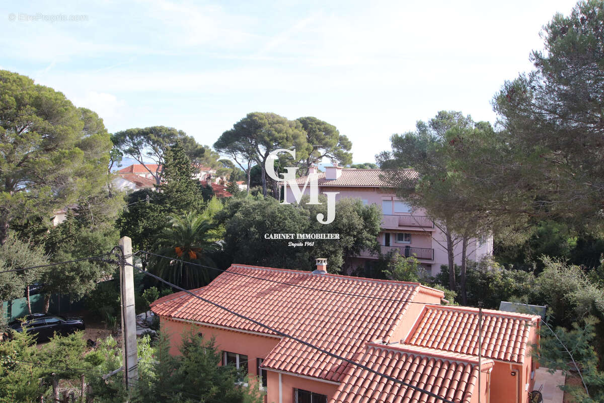 Appartement à FREJUS