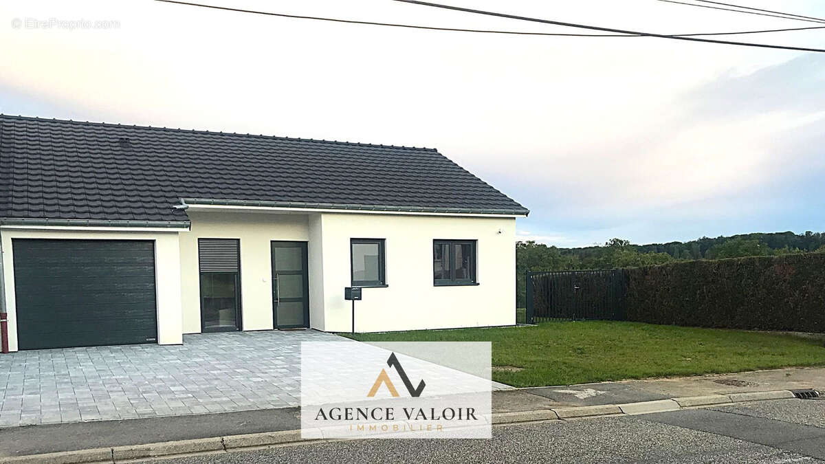 Maison contemporaine à 5 minutes de SARREGUEMINES - photo 2