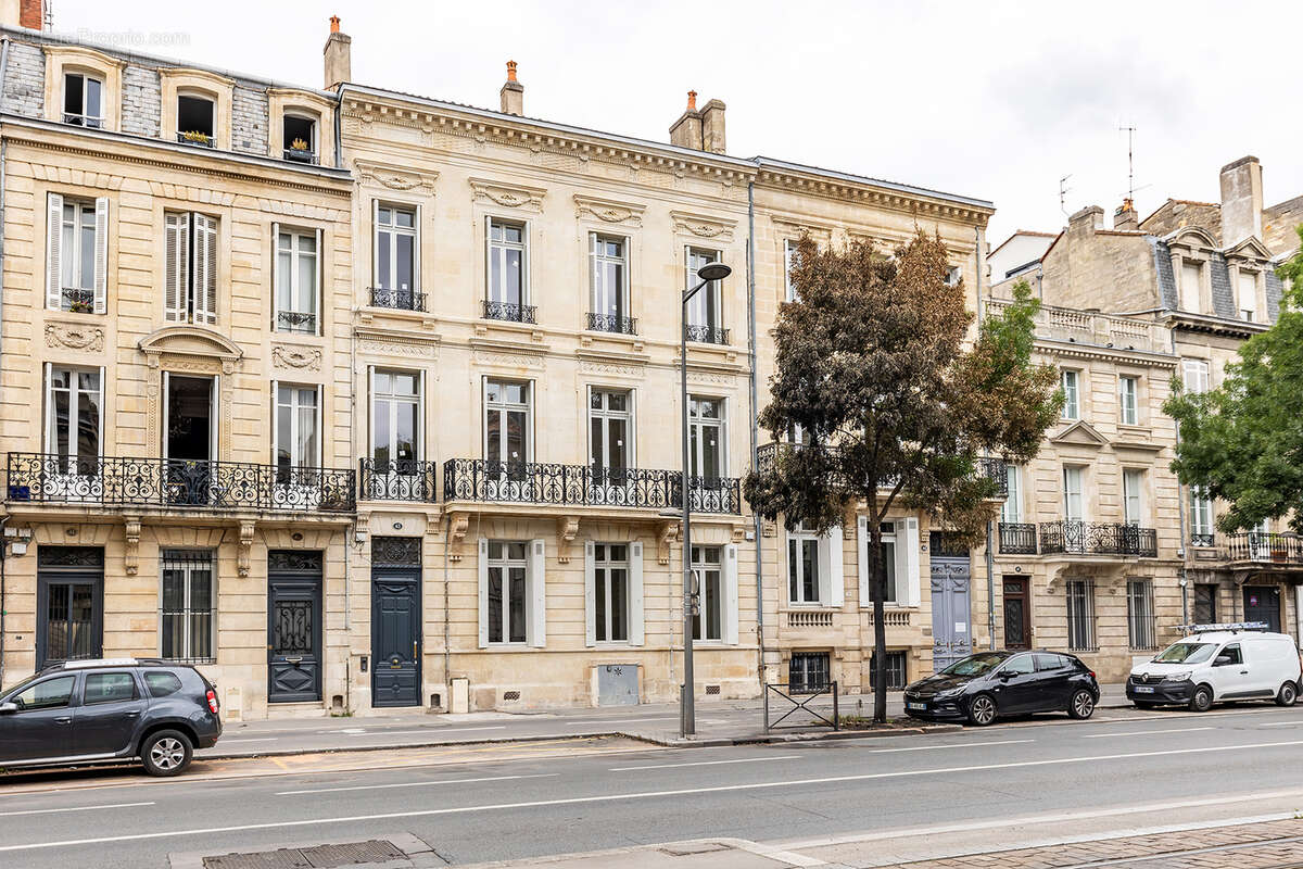 Appartement à BORDEAUX