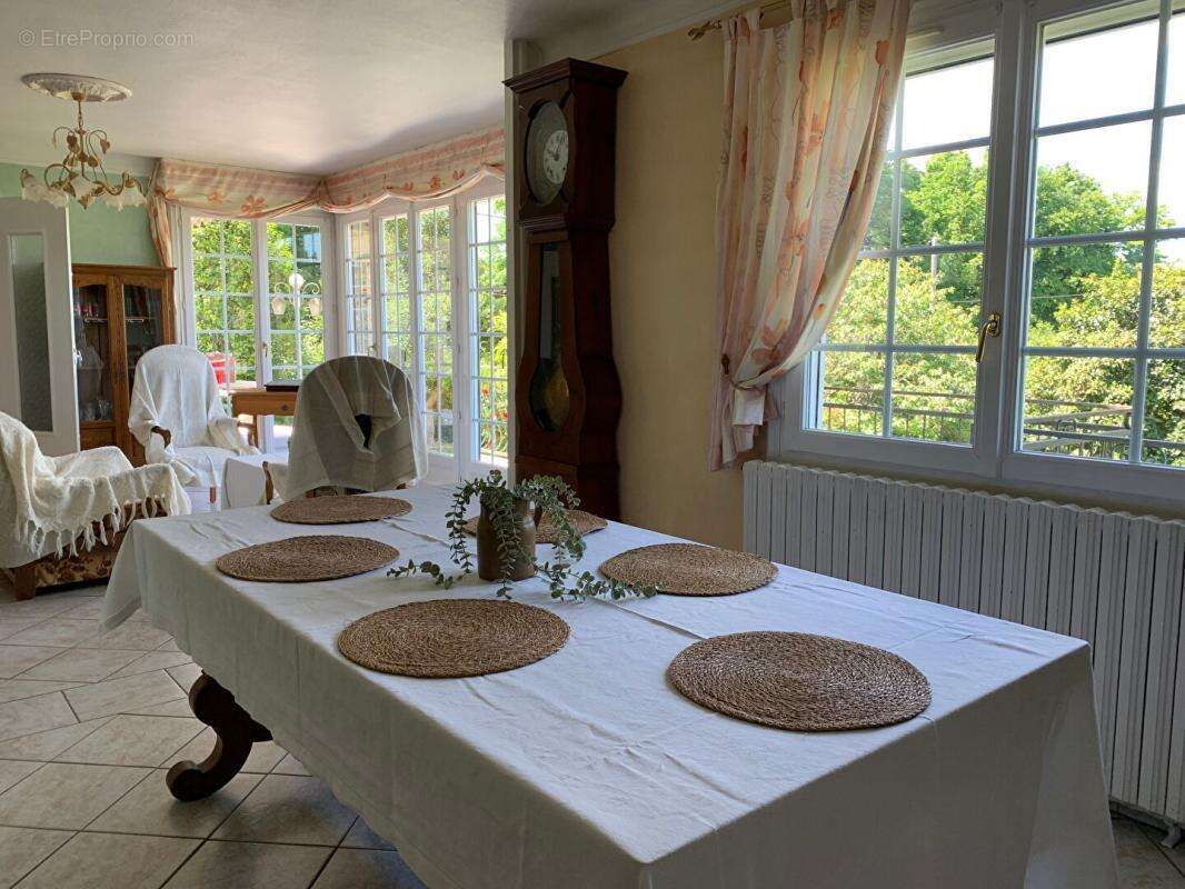 Maison 99 m2 avec sous sol et grand ardin arboré - photo 5