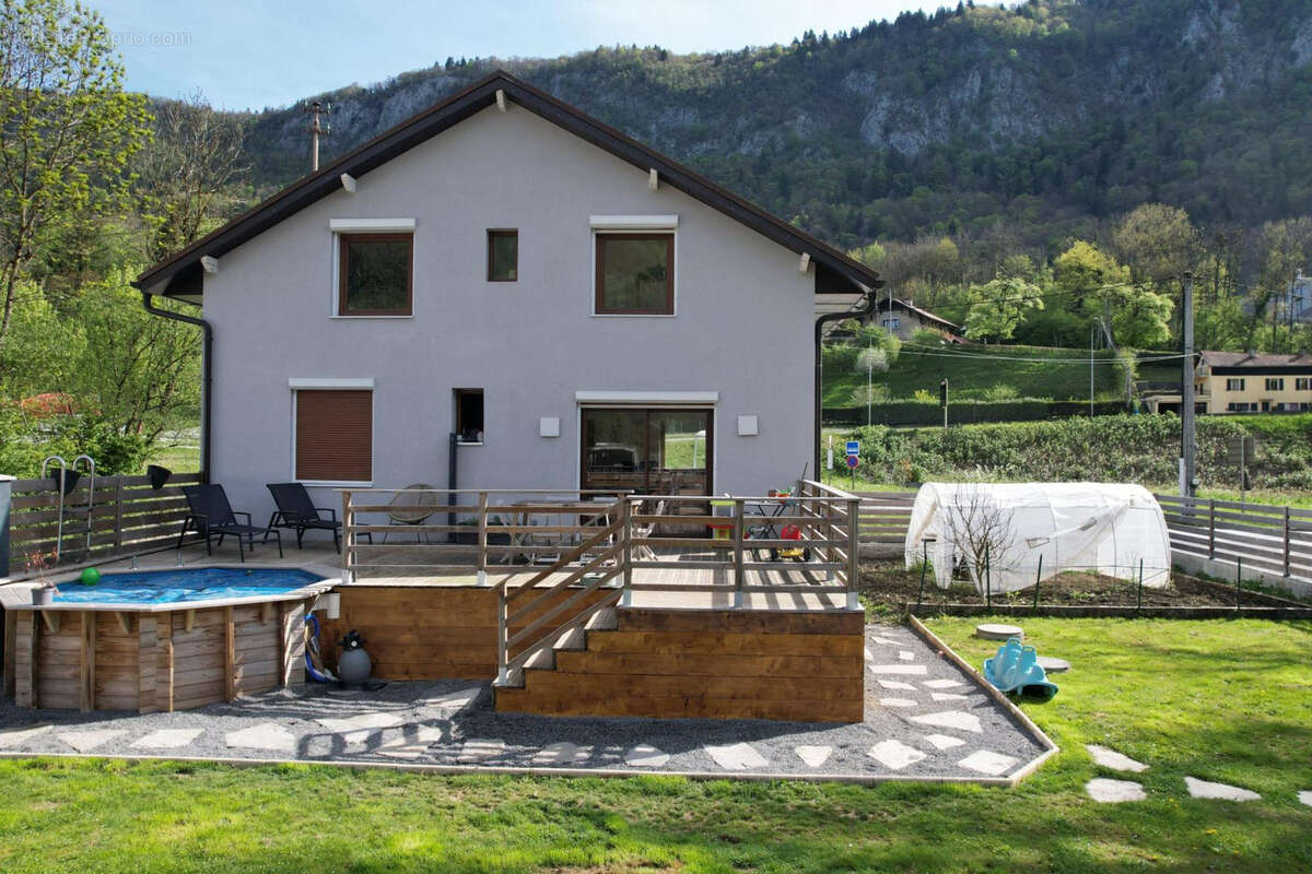 Maison à SAINT-JEOIRE