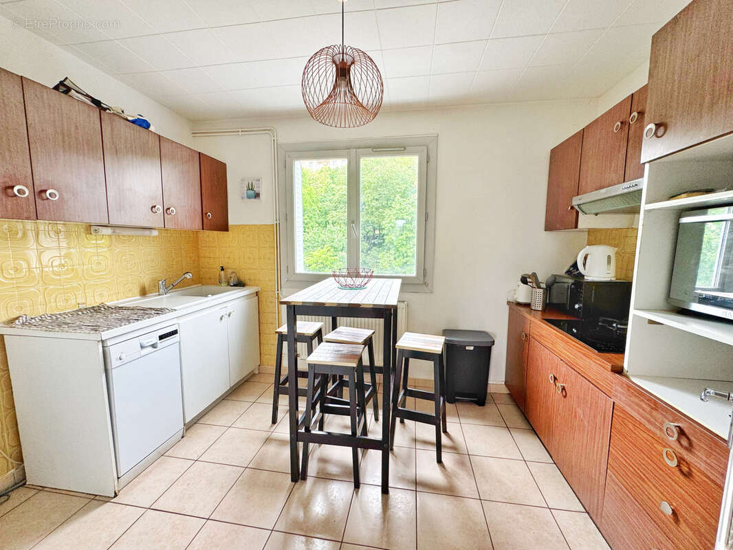 Appartement à OULLINS