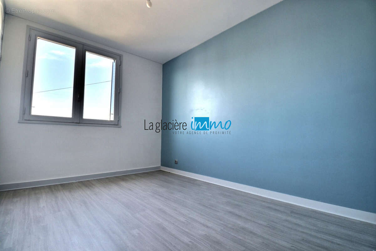 Maison avec terrasse_ - Maison à CLERMONT-FERRAND