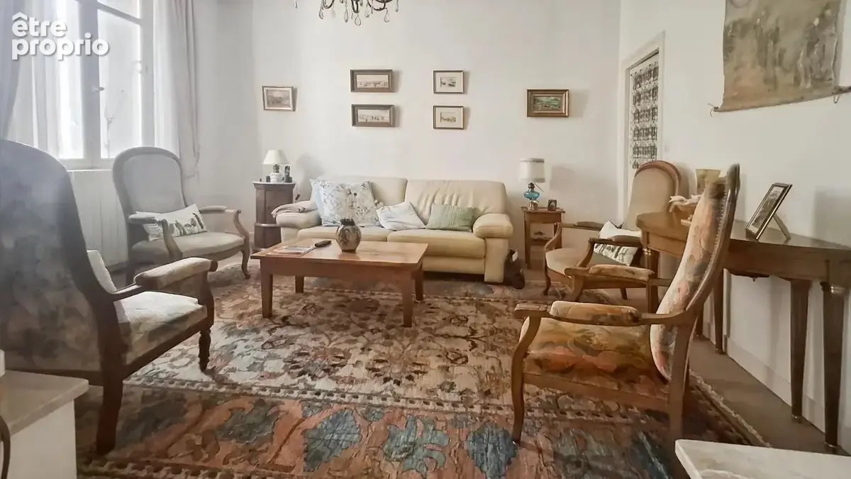 Maison de ville des années 1900 – Proche commerces et écoles - photo 3