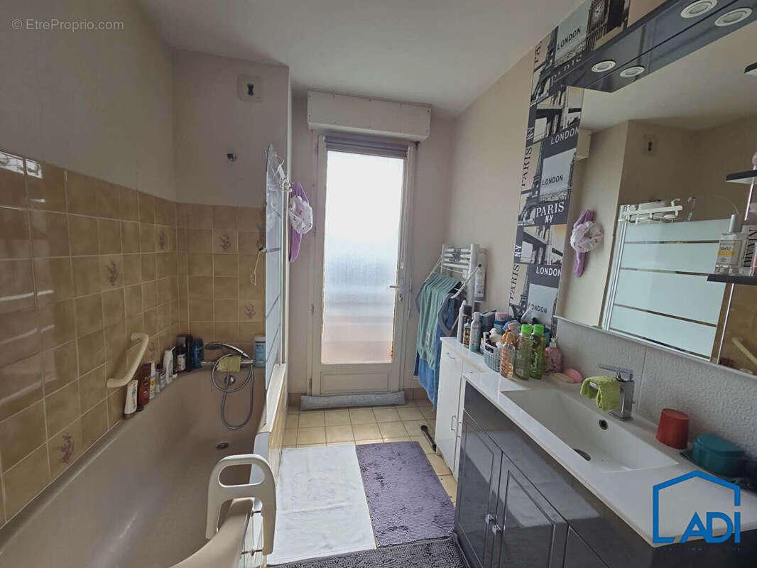 Appartement à SAINT-MAIXENT-L'ECOLE