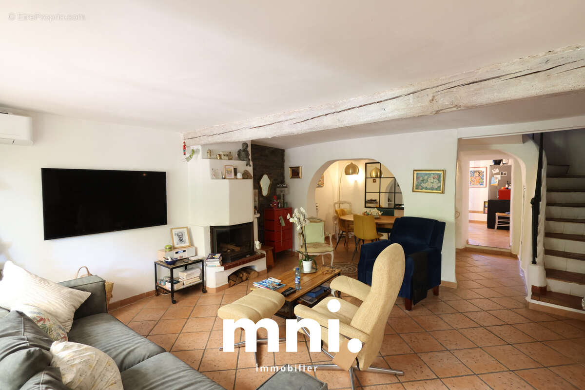 Maison à SIX-FOURS-LES-PLAGES