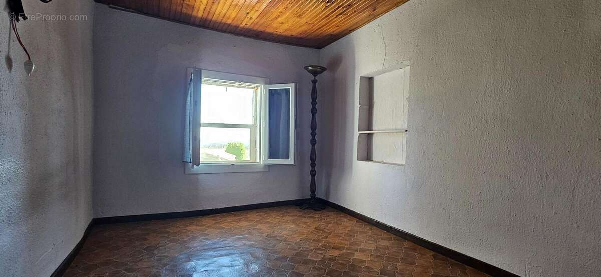 Photo 7 - Maison à LA ROCHEGIRON