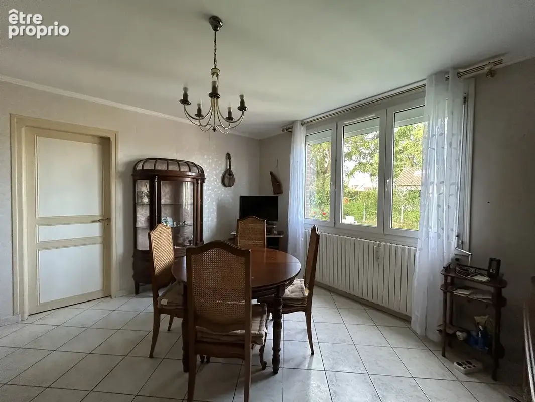 Maison 5 pièces 95 m² à vendre à La Poterie-Au-Perche (61190) - photo 2