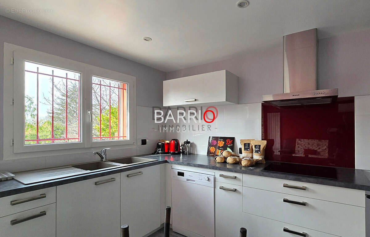 Maison à SAINT-GENIS-DES-FONTAINES