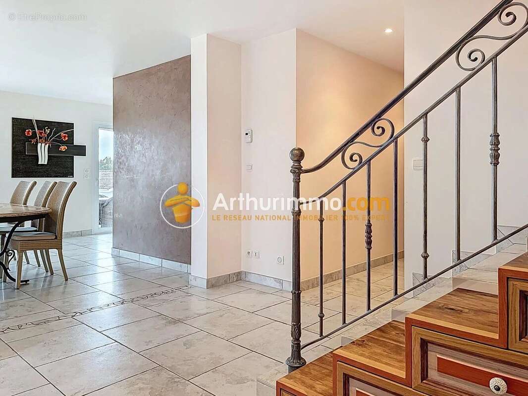 Maison à BOURGOIN-JALLIEU