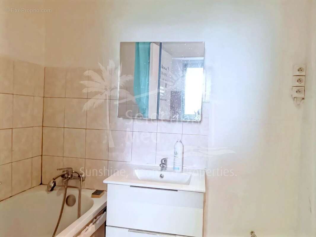 Appartement à OLLIOULES