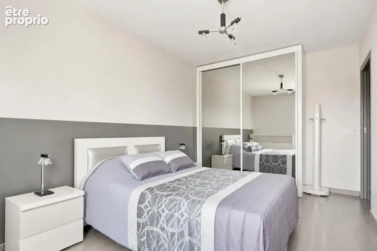 Appartement de 4 pièces de 79 m² à Choisy-le-Roi - photo 8