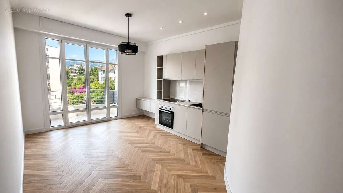 Appartement à NICE