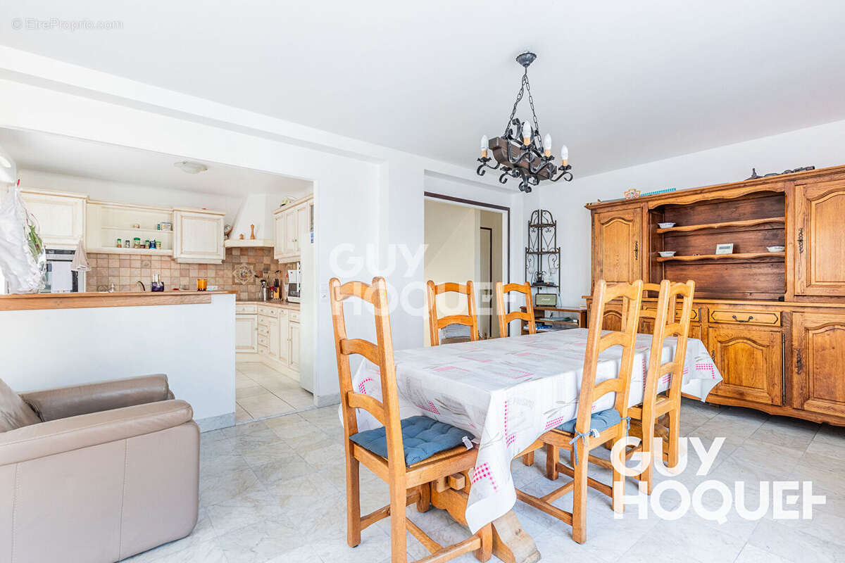 Maison à SAVIGNY-SUR-ORGE