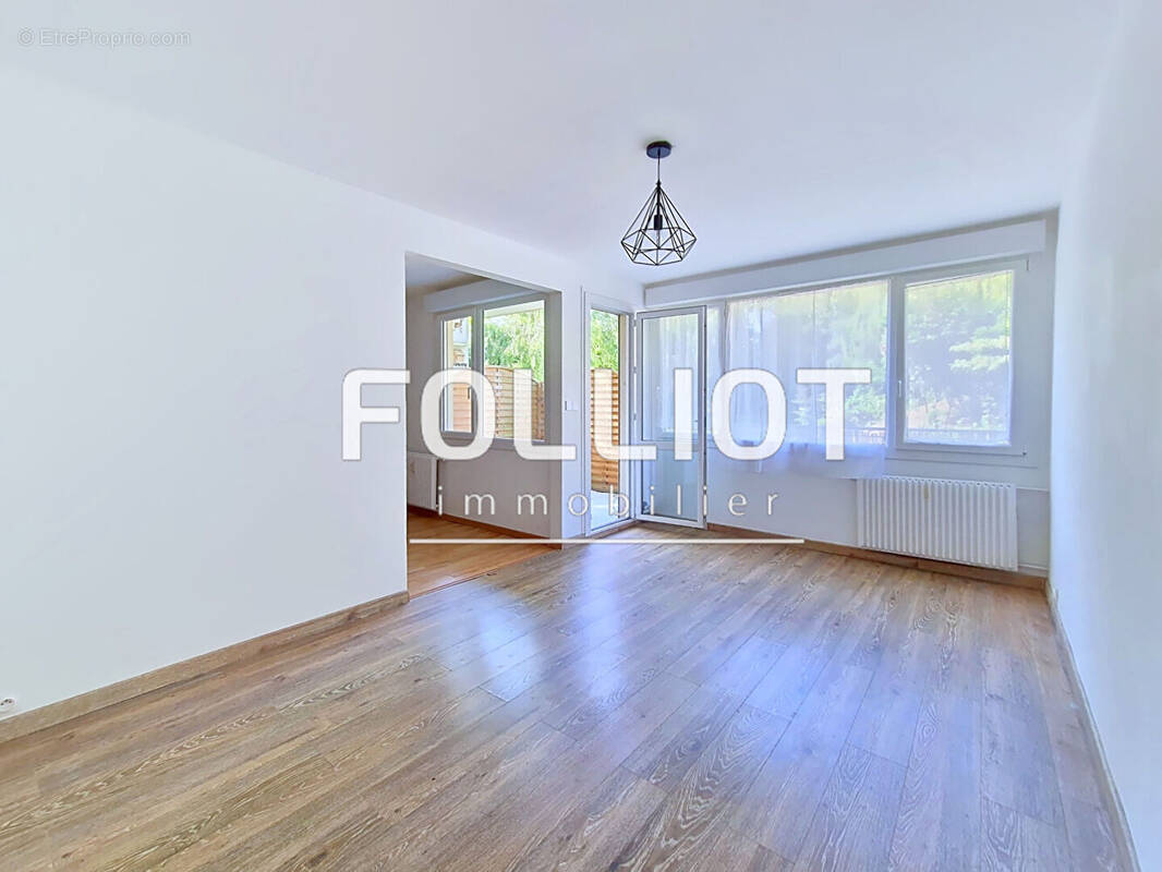 Appartement à HEROUVILLE-SAINT-CLAIR