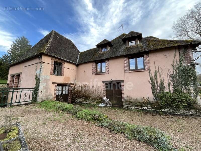 Propriété à vendre 13 pièces TANNERRE EN PUISAYE (89) - photo 17