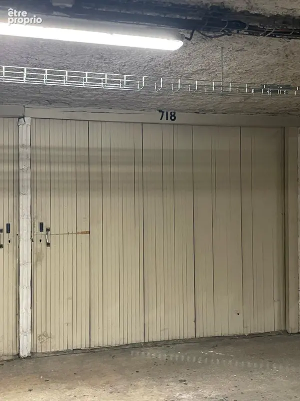 Autre à PARIS-15E