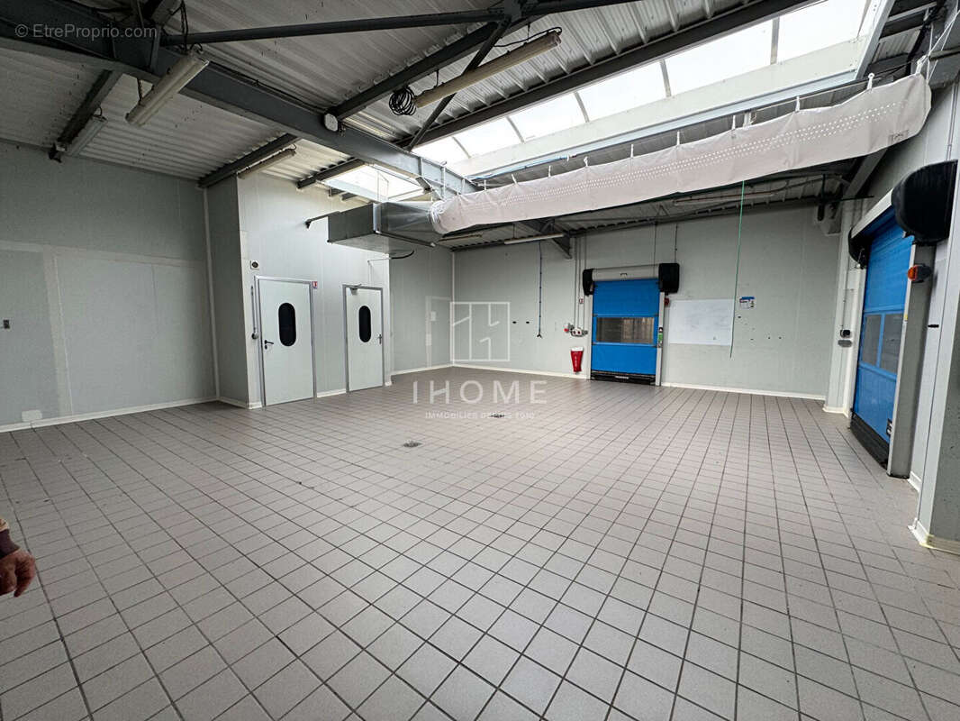 Commerce à LES SABLES-D&#039;OLONNE