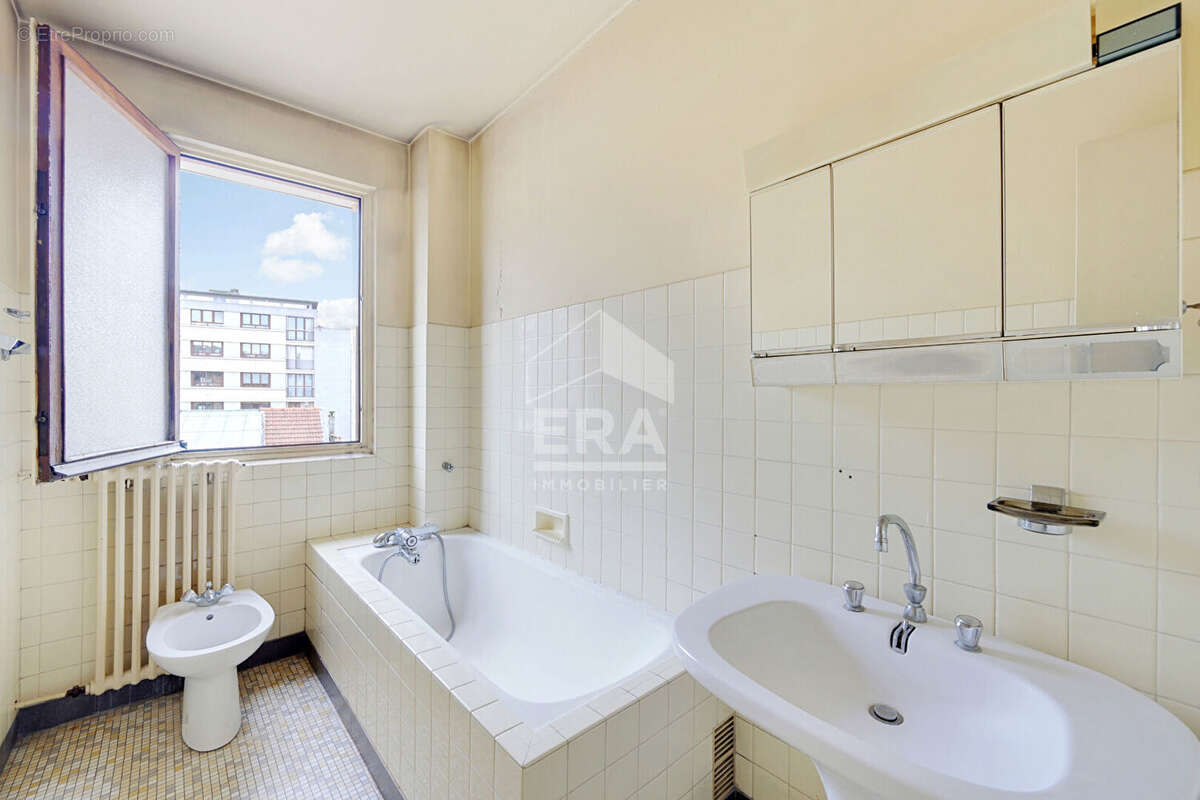 Appartement à PARIS-12E