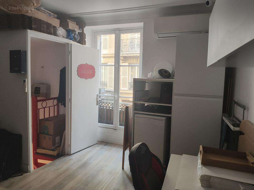 Commerce à PARIS-17E