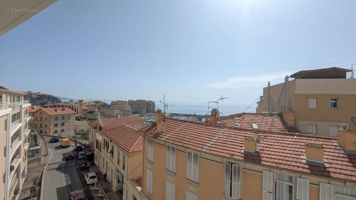 Appartement à CAP-D'AIL