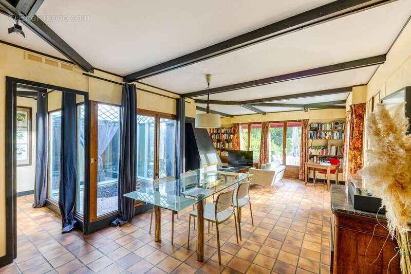 Maison à FREMAINVILLE