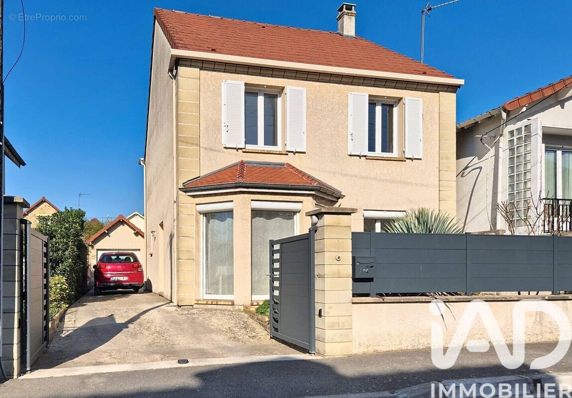 Photo 1 - Maison à SAINT-PRIX