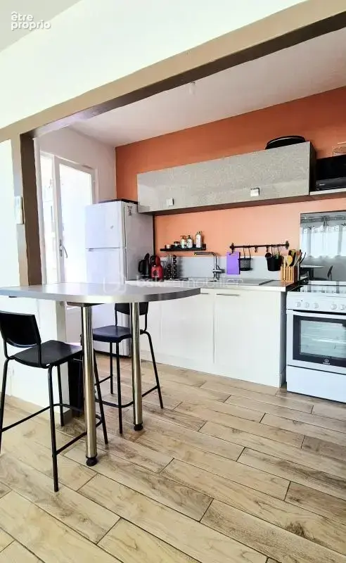 Grand t2 lumineux 53m² avec cave ind--7 min des plages--ascenseur - photo 4