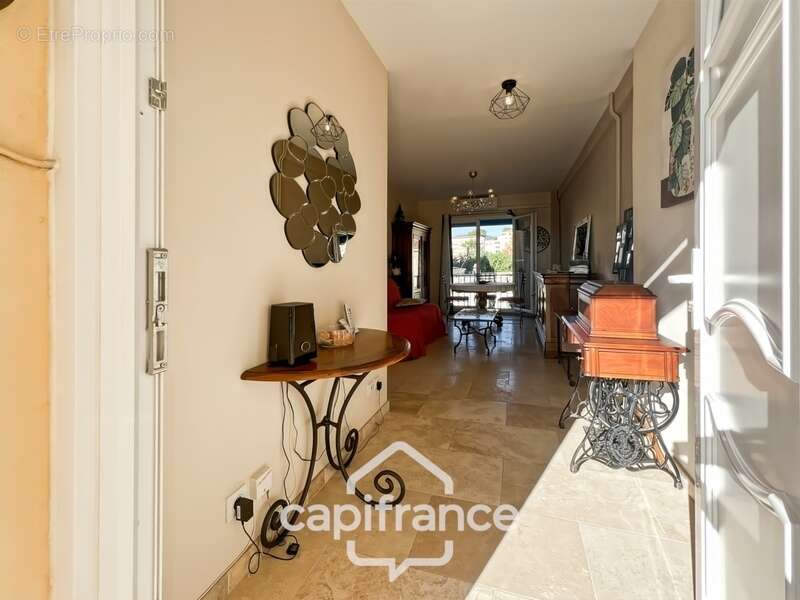 Appartement à HYERES