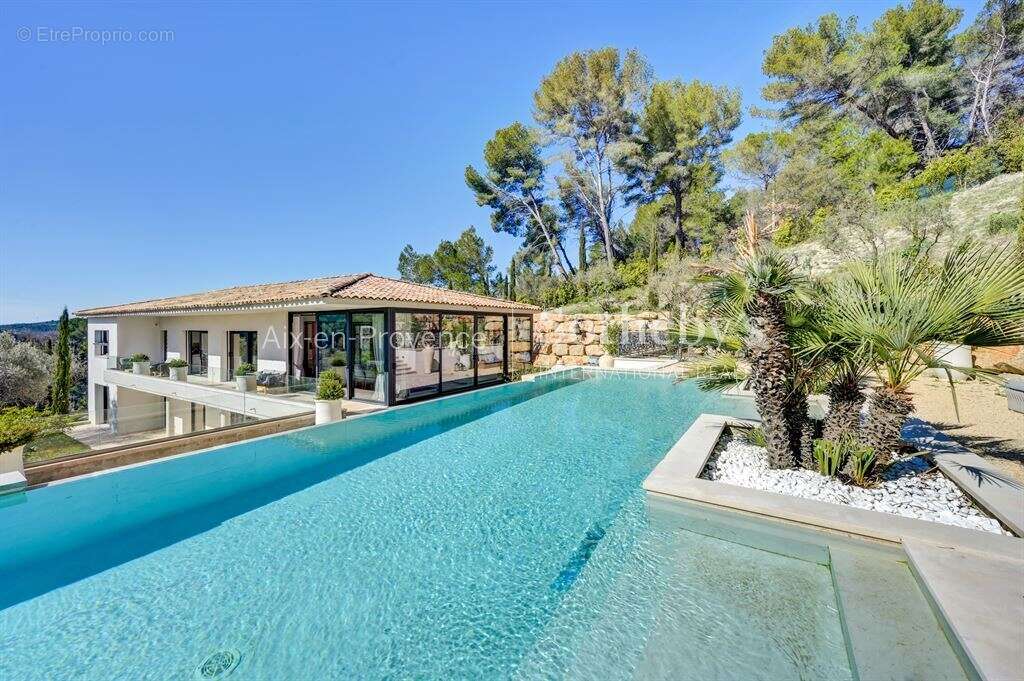 Maison à AIX-EN-PROVENCE