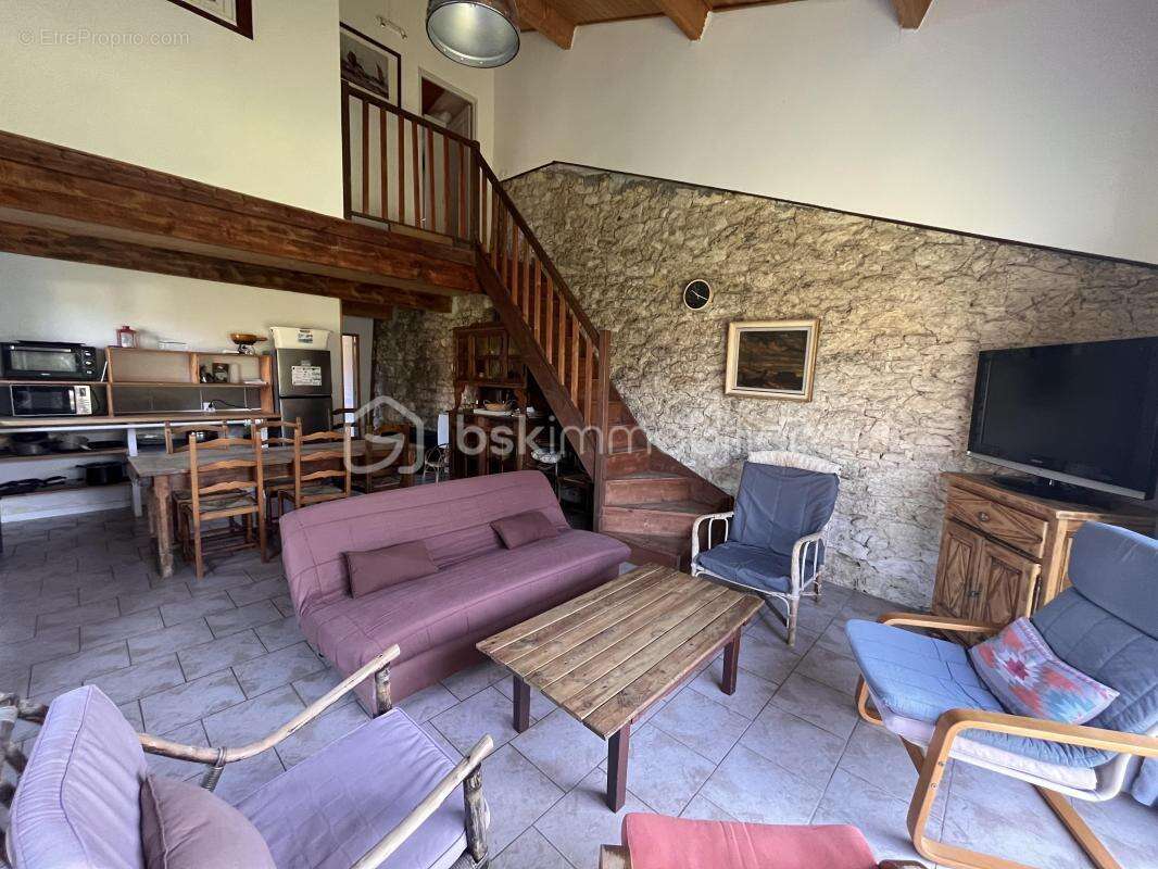 Maison à TALAIS