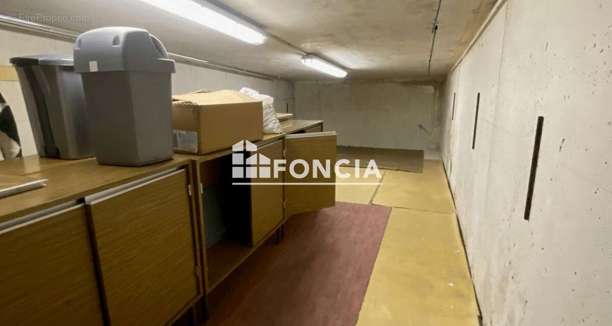 Commerce à CAVALAIRE-SUR-MER