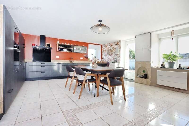 Maison à PLELAN-LE-GRAND