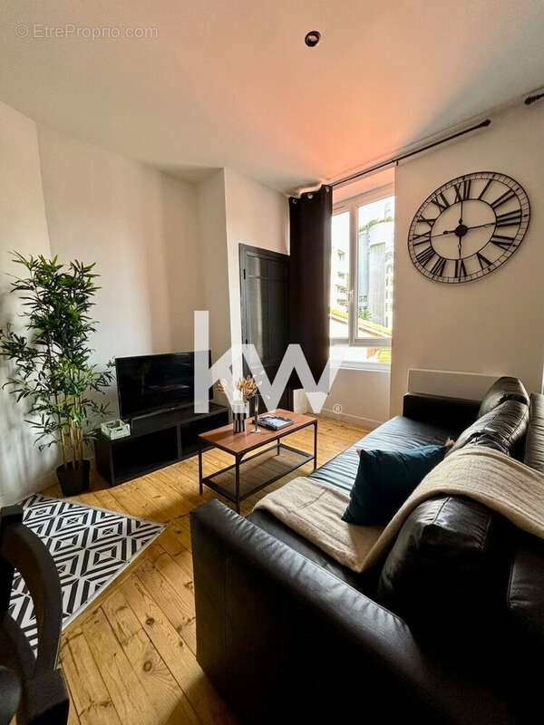 Appartement à SAINT-ETIENNE