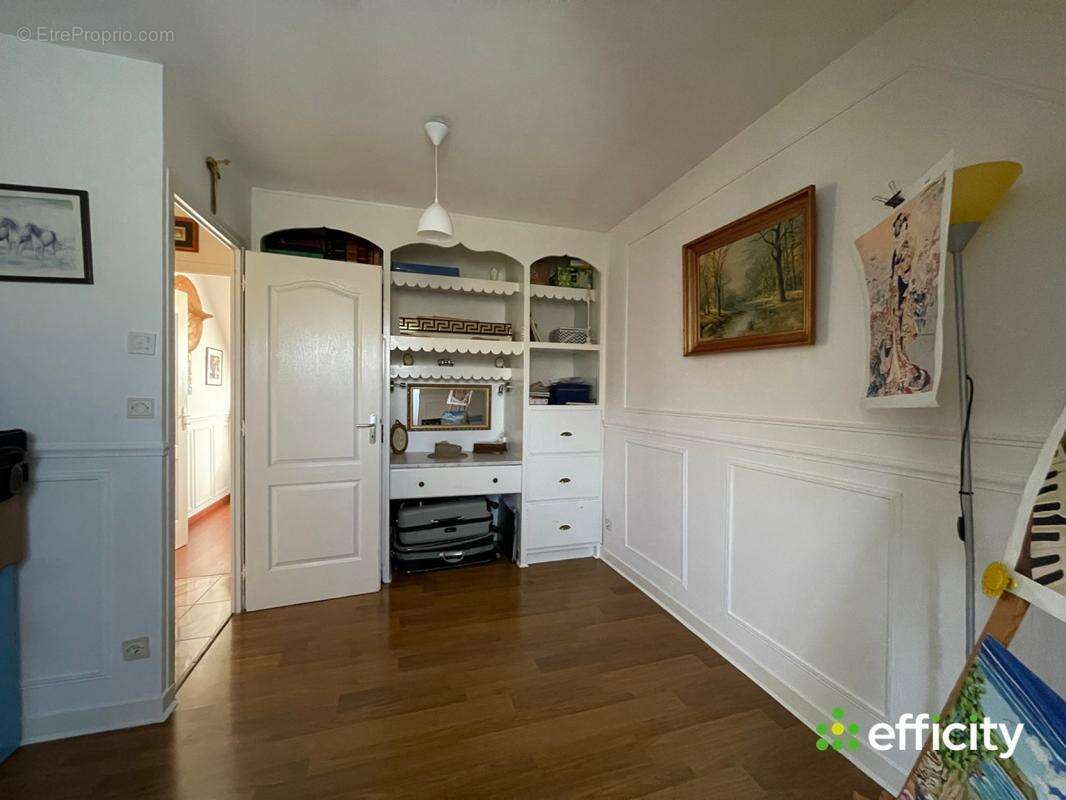 Maison à DROUE-SUR-DROUETTE