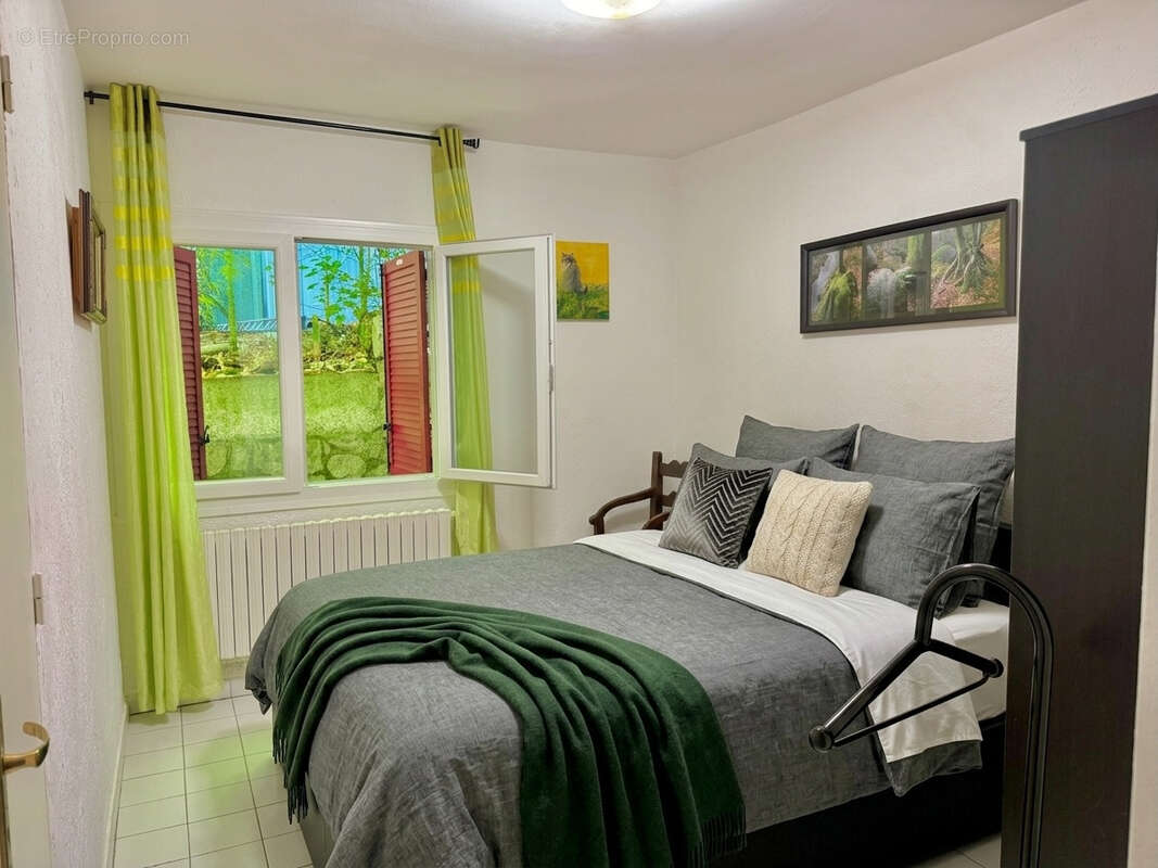 Maison à TOURRETTES-SUR-LOUP