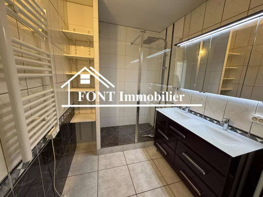 Appartement à SAINT-ETIENNE