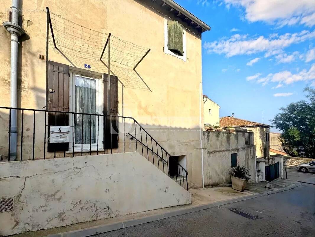 Maison à BELLEGARDE