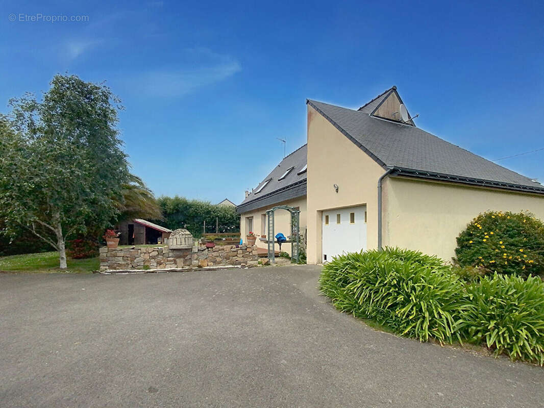 PLOUBAZLANEC Maison  120 m2 Jardin 1230 m² Proche centre ville - photo 18