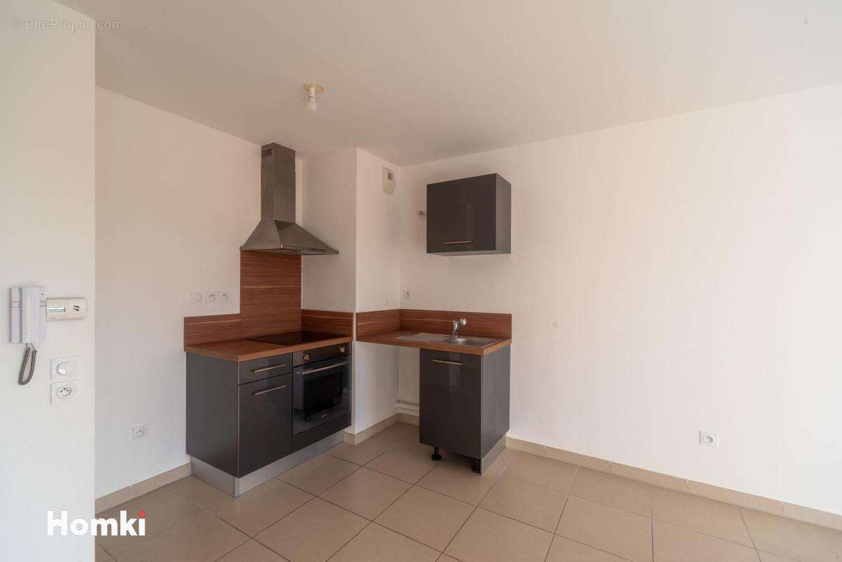 Appartement à BORMES-LES-MIMOSAS