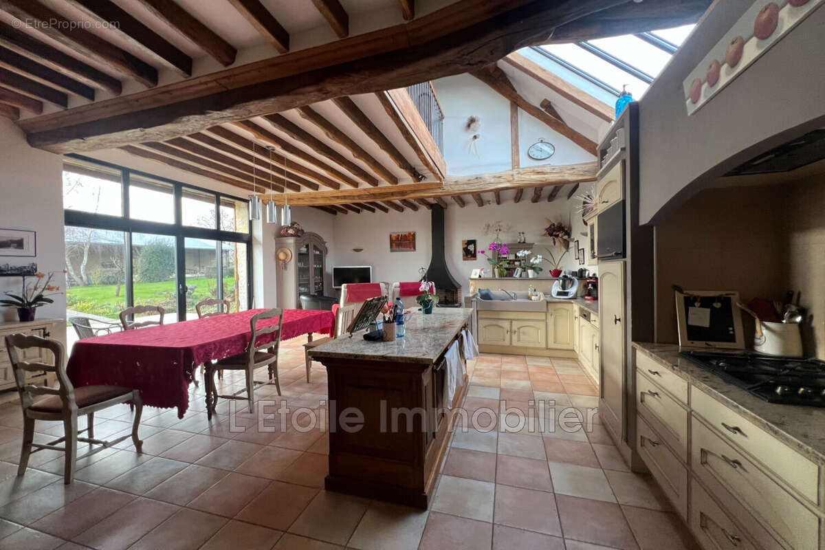 Maison à MORTAGNE-AU-PERCHE